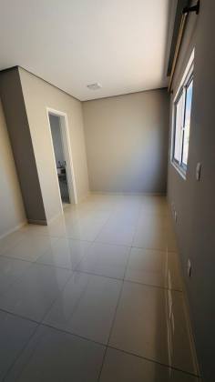 Casa duplex á venda no Condomínio Royal Ville, Teresina-PI.