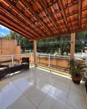 Casa a venda  no bairro Saci, Teresina - PI.