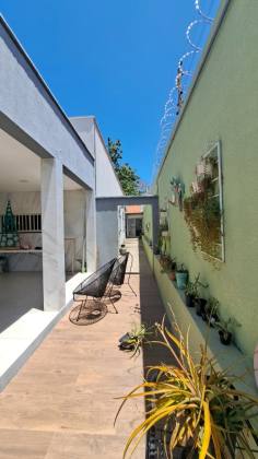 Casa à venda no bairro Satélite, Teresina, PI.