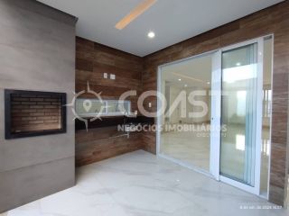 Casa com 04 suítes e terraço no Condomínio Rota do Sol - Aruana