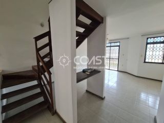 Vendo Excelente Casa 04 quartos Frente Mar no bairro Aruana