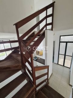 Vendo Excelente Casa 04 quartos Frente Mar no bairro Aruana