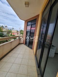 Vendo Excelente Casa 04 quartos Frente Mar no bairro Aruana