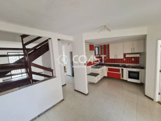 Vendo Excelente Casa 04 quartos Frente Mar no bairro Aruana