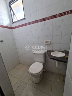 Vendo Excelente Casa 04 quartos Frente Mar no bairro Aruana