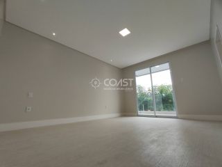 Vende Casa no Condomínio Fragatta com 4 quartos sendo 2 suítes