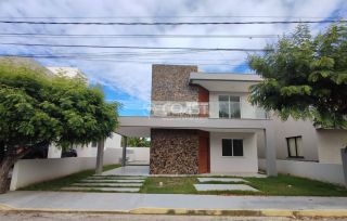 Vende Casa no Condomínio Fragatta com 4 quartos sendo 2 suítes