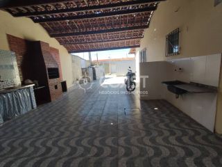 Casa Para Venda com 2 quartos no bairro Aruana em Aracaju