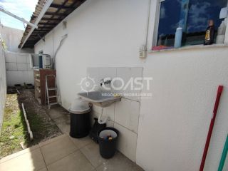 Casa à venda na Aruana com piscina.