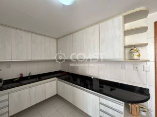 Vendo apartamento em frente ao mar no condomínio Portal dos Trópicos