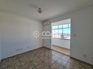 Imóvel Comercial com 10 salas à Venda, na Coroa do Meio.