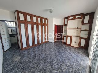 Imóvel Comercial com 10 salas para alugar, na Coroa do Meio.
