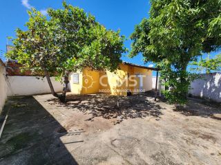 VENDO EXCELENTE CASA COMERCIAL COM LOCALIZAÇÃO ESTRATÉGICA.
