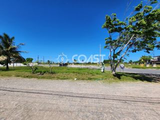 VENDO EXCELENTE CASA COMERCIAL COM LOCALIZAÇÃO ESTRATÉGICA.