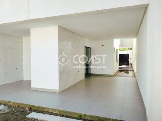 Casa Para Vender com 3 quartos 1 suítes no bairro Aruana