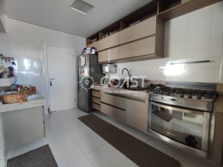 VENDO APARTAMENTO IDEAL PARA QUEM BUSCA VIVER BEM!