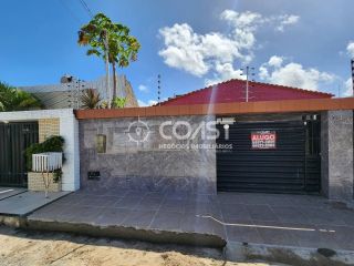 Alugo uma excelente casa com 3/4 na Aruana