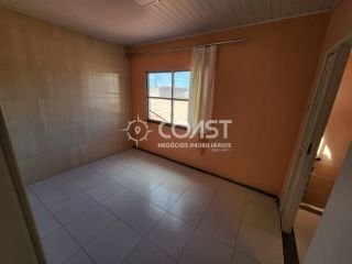 Alugo uma excelente casa com 3/4 na Aruana