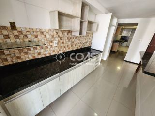 Alugo uma excelente casa com 3/4 na Aruana