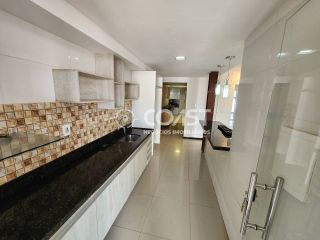 Alugo uma excelente casa com 3/4 na Aruana