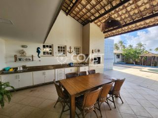 Casa de alto padrão para alugar em condomínio próximo a praia