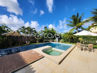Casa alto padrão com 5/4 para vender em condomínio próximo da praia