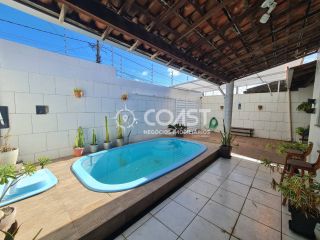 Vendo excelente casa na Aruana, completa pra você viver com conforto e estilo!