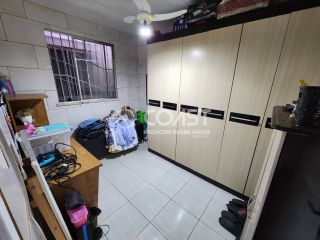 Vendo excelente casa na Aruana, completa pra você viver com conforto e estilo!