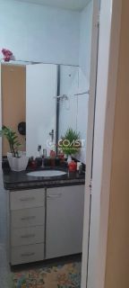 Vendo excelente casa com 2/4 sendo uma suíte e um quintalzão esperando por você!