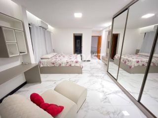 Vendo excelente casa aconchegante com 3 quartos, e área de lazer.