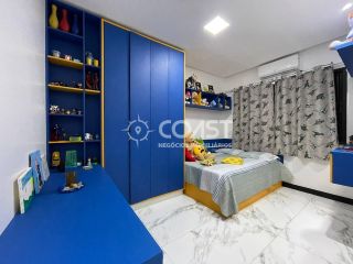 Vendo excelente casa aconchegante com 3 quartos, e área de lazer.
