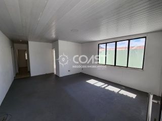 Vendo Excelente Casa com 3/4 – Localização Privilegiada na Aruana!