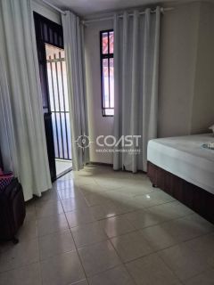 Alugo Casa mobiliada com 4/4 sendo 2 Suíte, Frente Mar no bairro Aruana.