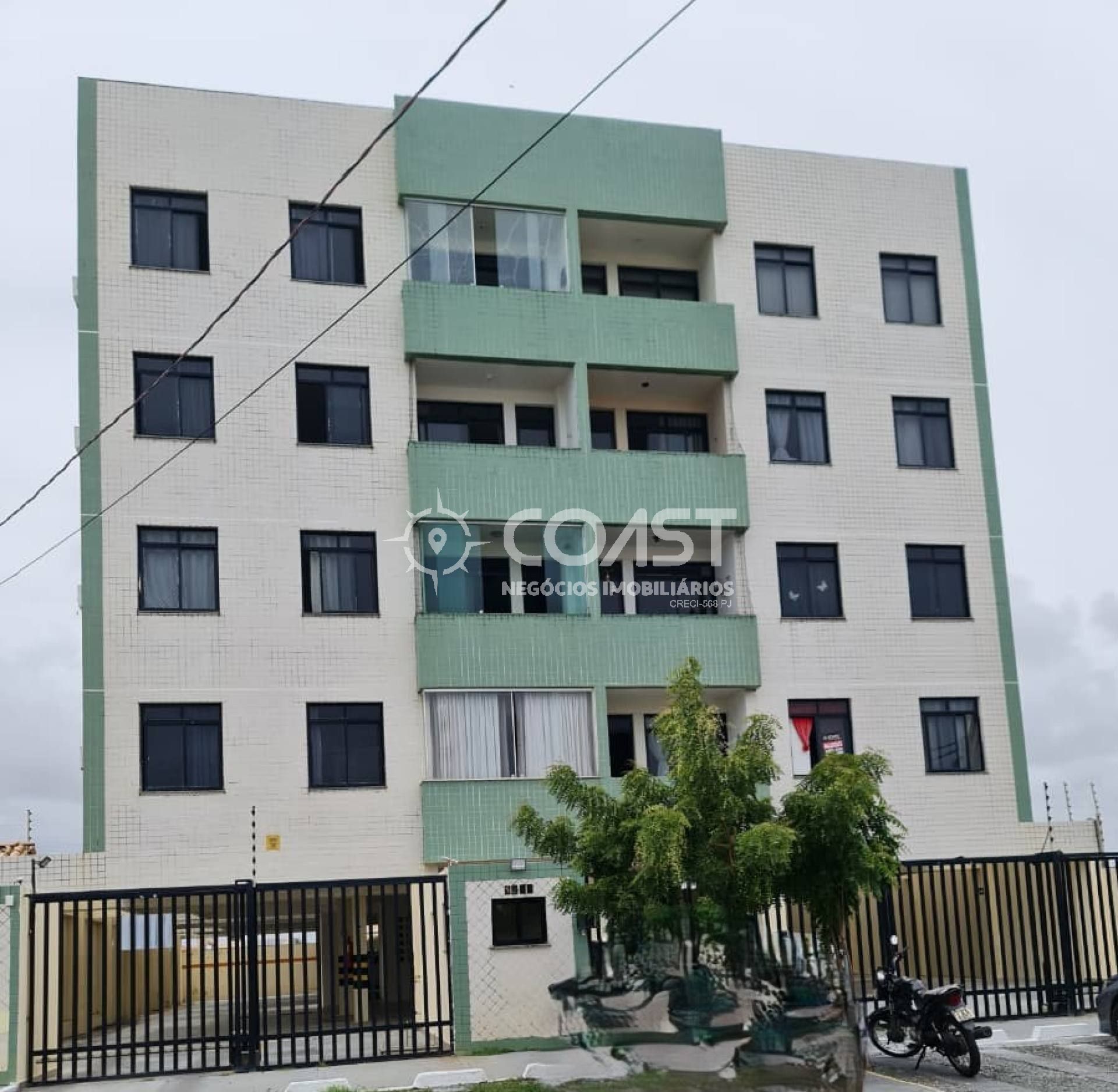 Alugo Apartamento com 3/4 sendo (1suíte), e varanda aconchegante.