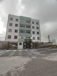 Alugo Apartamento 3/4 com suíte, Semi-Mobiliado e varanda aconchegante