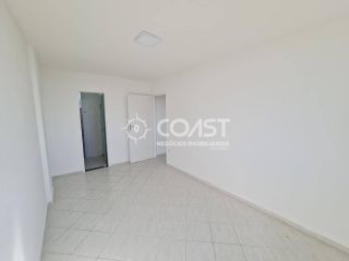 Alugo Apartamento sem a Mobília com 3/4 sendo (1suíte), e varanda aconchegante.