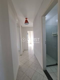 Alugo Apartamento sem a Mobília com 3/4 sendo (1suíte), e varanda aconchegante.