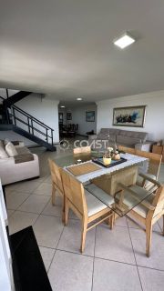 Vista Deslumbrante + Conforto Absoluto: Sua Nova Cobertura dos Sonhos!