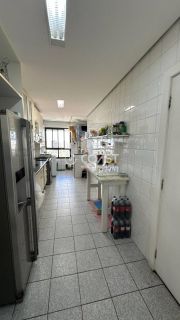 Vista Deslumbrante + Conforto Absoluto: Sua Nova Cobertura dos Sonhos!