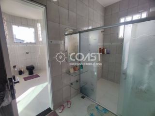 Casa em Condomínio com 7 quartos, sendo 3 suítes no bairro Aruana