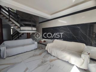 Casa em Condomínio com 7 quartos, sendo 3 suítes no bairro Aruana