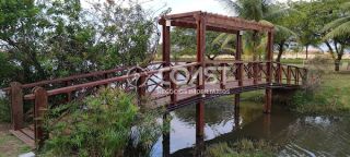 Casa em Condomínio com 7 quartos, sendo 3 suítes no bairro Aruana