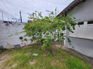 Vendo Casa com 2/4, quintal amplo e excelente preço na Aruana