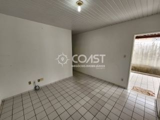 Vendo Casa com 2/4, quintal amplo e excelente preço na Aruana