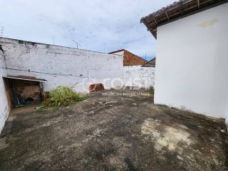 Vendo Casa com 2/4, quintal amplo e excelente preço na Aruana