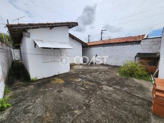 Vendo Casa com 2/4, quintal amplo e excelente preço na Aruana