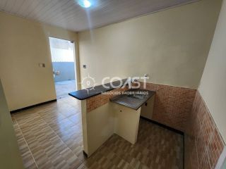 Alugo Kitnet Reformada e Mobiliada – Fácil Acesso a Serviços e Comércio R$ 1.000,00