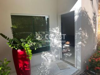 VENDO EXCELENTE CASA EM CONDOMÍNIO, SEMI-MOBILIADA – DOIS PISOS (SUPERIOR E INFERIOR)