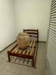 VENDO EXCELENTE CASA AMPLA COM 4 QUARTOS, SENDO 3 SUÍTES, EXCELENTE ESPAÇO