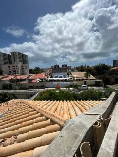 Mansão de Luxo na Atalaia com Unidades Independentes e Alto Potencial